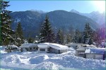 Ein Indianer kennt keinen Schnee: Trendsport Snow-Zelting (Foto: Campingpark Isarhorn)