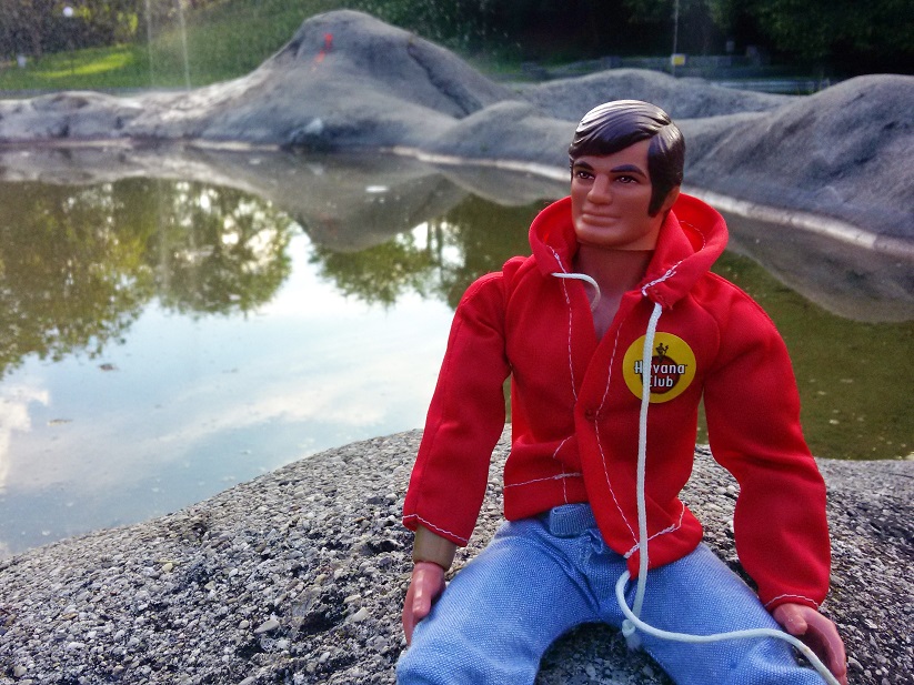 Die Pariser Beton-Hood La Défense war ein vernünftiger Ort, um eine Mondlandung vorzutäuschen, dachte Jimmy. Nicht mal Aliens würden hier nach einem Biergarten suchen (Foto: Munich Globe Bloggers / Tara Tulpe)