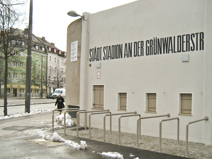 Wir Kinder vom Löwen-Zoo: Grünwalder Stadion, München (Foto: Munich Globe Blökers)
